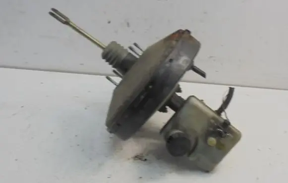 Mercedes-Benz Sprinter W901 W902 W903 W904 Brake booster A0004309508