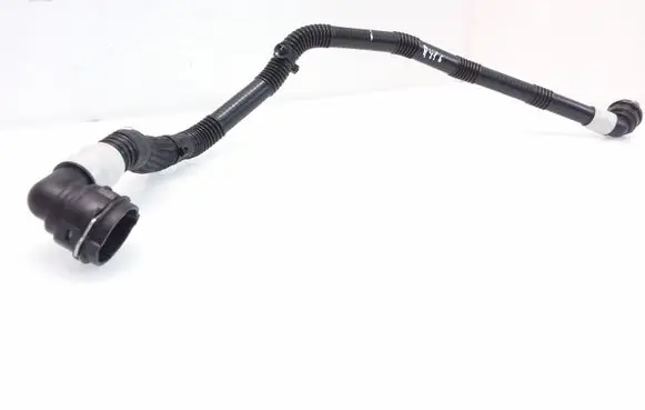 Tesla Model 3 Engine coolant pipe/hose 107758900E