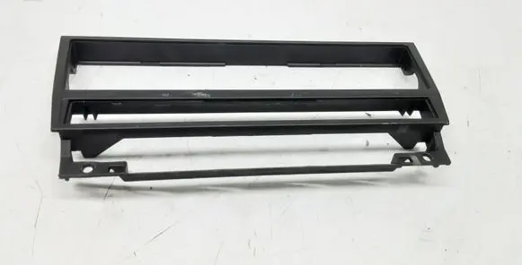 BMW 5 E39 Radio/GPS head unit trim 