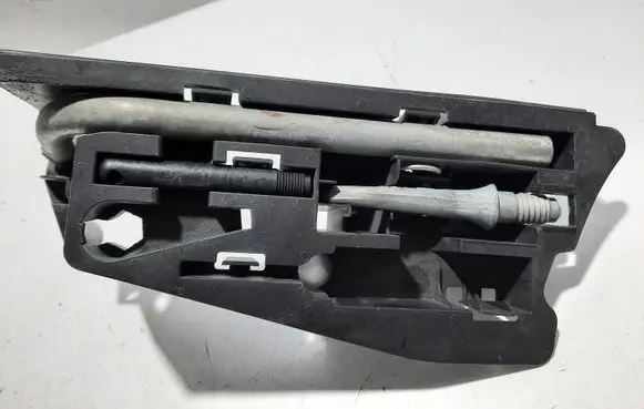 Audi A6 S6 C6 4F Tool set 4F5012111