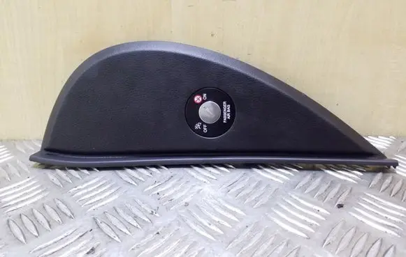 KIA Sportage Passenger airbag on/off switch 