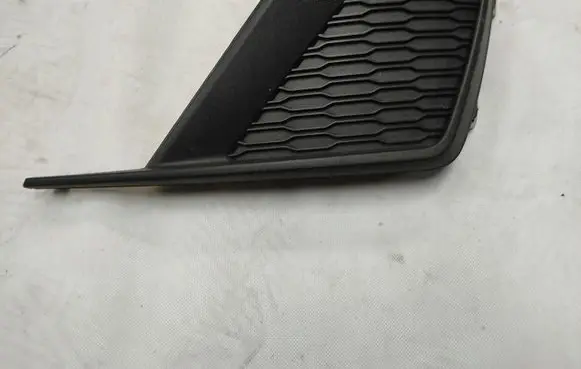 Seat Ibiza V (KJ) Front bumper lower grill 6F0853666