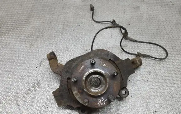 Nissan Murano Z50 Front wheel hub spindle knuckle