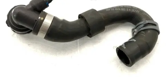 Engine coolant pipe/hose