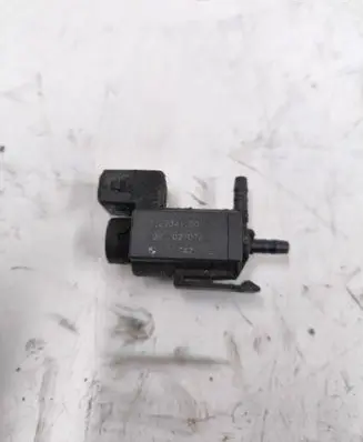 BMW X5 E53 Vacuum valve 1742712 72234100 02T074