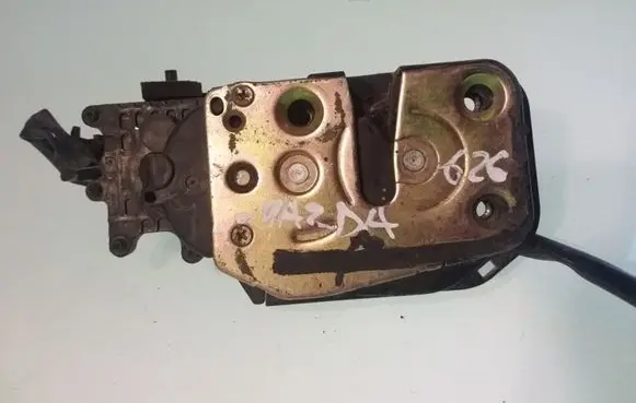 Mazda 626 Front door lock