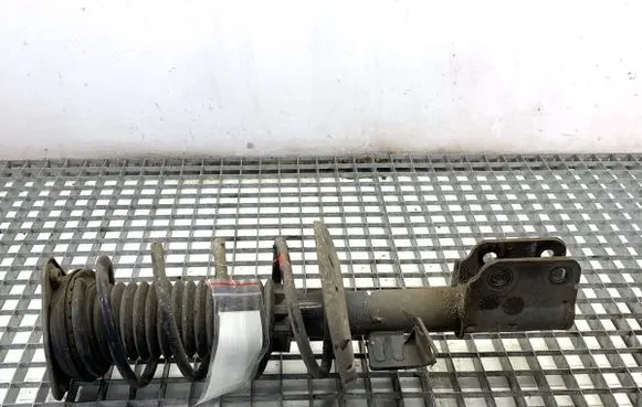 Peugeot 308 Front shock absorber/damper