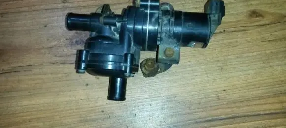 Toyota Prius (XW10) Electric auxiliary coolant/water pump 8726047020 064100-0770