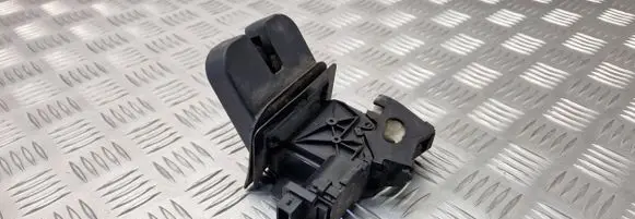 Audi A6 S6 C6 4F Tailgate/trunk/boot lock/catch/latch 8P4827505B