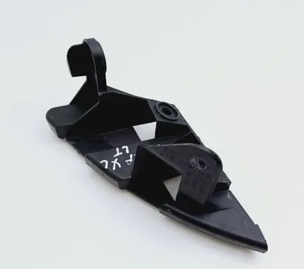Seat Altea XL Rear bumper mounting bracket 5P0807347