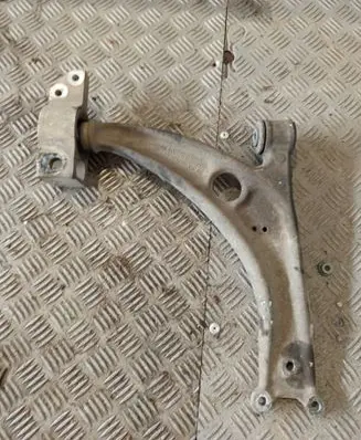 Volkswagen PASSAT B6 Front lower control arm/wishbone