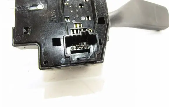 Ford C-MAX I Light switch 17D940B