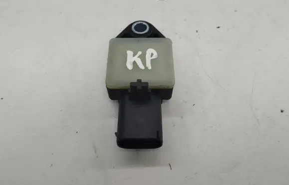 Mercedes-Benz B W245 Airbag deployment crash/impact sensor A1698202226