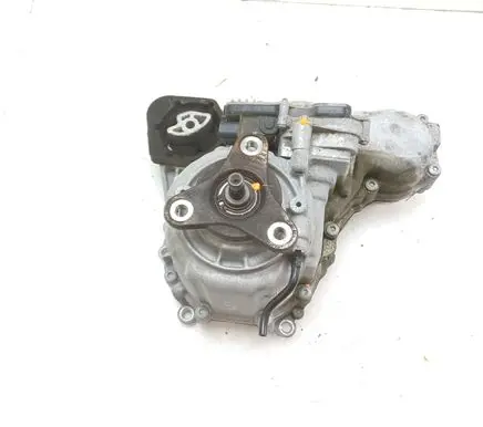 BMW 5 F10 F11 Gearbox transfer box case 8643153 8643149