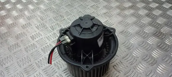 Hyundai i30 Front door blower motor 