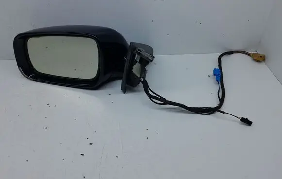 Front door electric wing mirror
