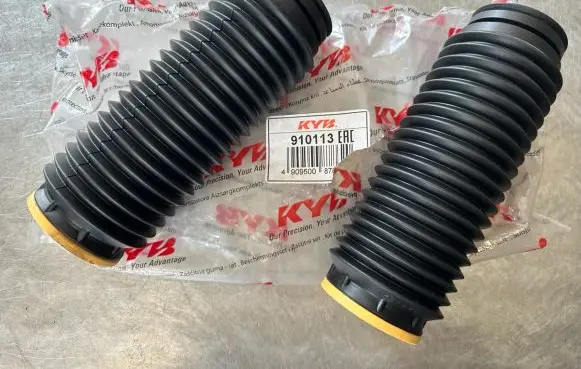 Mercedes-Benz Vito Viano W639 Front shock absorber dust cover boot 910113 KYB