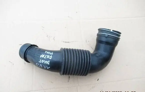 Toyota Yaris Intercooler hose/pipe 1788133070