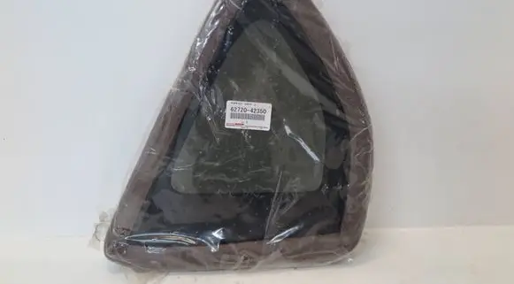 Toyota RAV 4 (XA40) Rear vent window glass 62720-42350