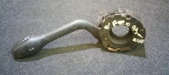 Volkswagen Polo III 6N 6N2 6NF Indicator stalk 
