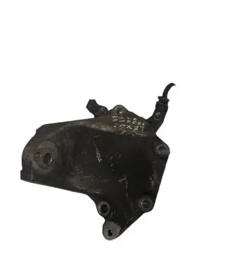 Lexus IS 220D-250-350 Engine mounting bracket