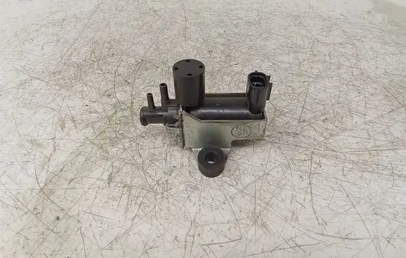 Subaru Outback Turbo solenoid valve 14471AA220 1397001041