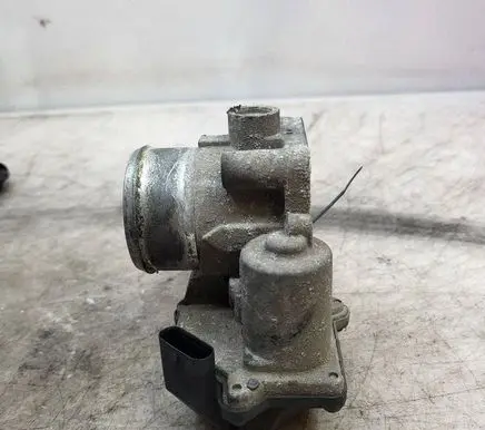 Hyundai i40 Throttle valve 351002A900 5WY9174E