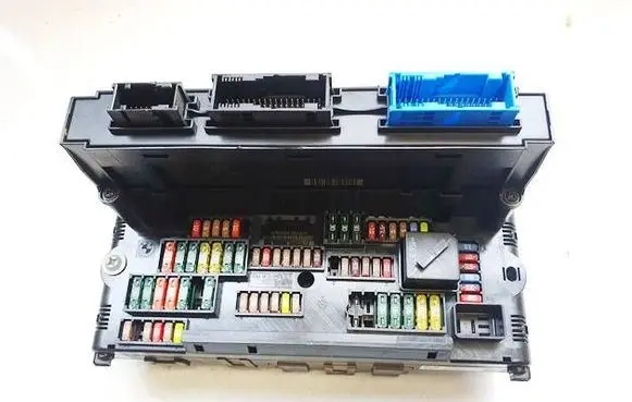 BMW 5 GT F07 Fuse box set 921086101 9210861-01