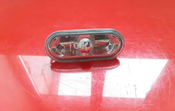 Volkswagen Polo Front fender indicator light 1J0949117