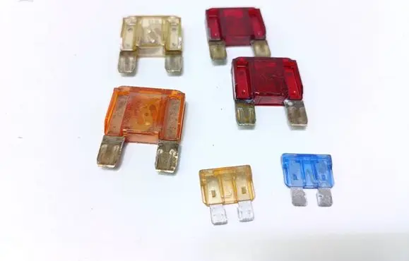 Audi A4 S4 B5 8D Fuse 
