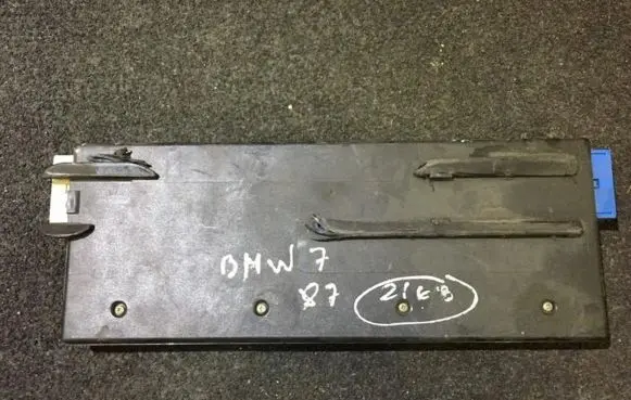 BMW 7 E32 Other control units/modules 1137328011 90.901.03.062