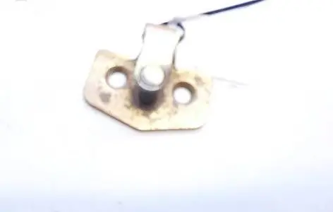 Opel Astra G Front door lock loop/hook striker 2309