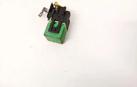 Peugeot 406 Other relay 12v35a03531