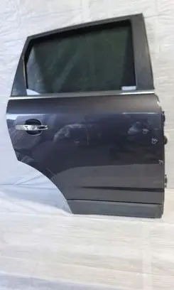 Opel Antara Rear door