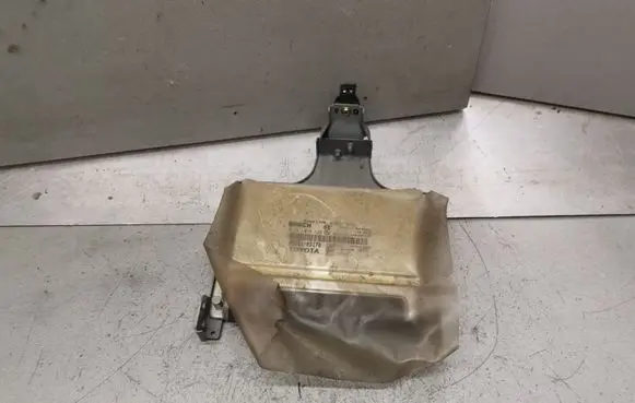 Toyota Yaris Engine control unit/module 0281011125 896610D170