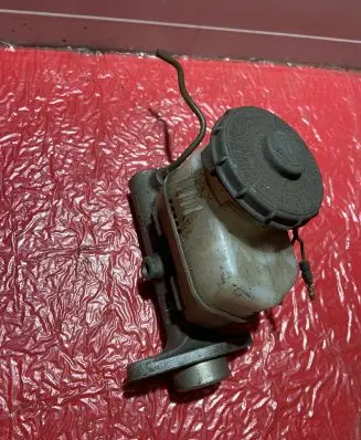 Honda CR-V Master brake cylinder