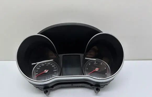 Speedometer (instrument cluster)