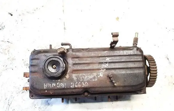 Hyundai Lantra I Engine head 