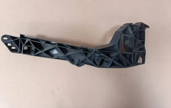 Audi Q2 - Headlight/headlamp mounting bracket 81A805603C
