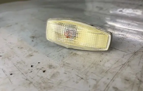 Hyundai Matrix Front fender indicator light 923043b1