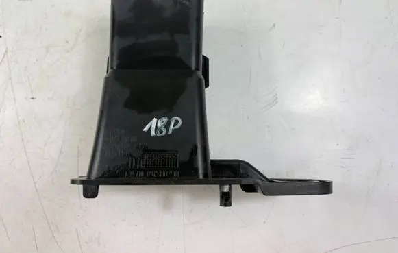 Peugeot 3008 I Front bumper mounting bracket 9682791280