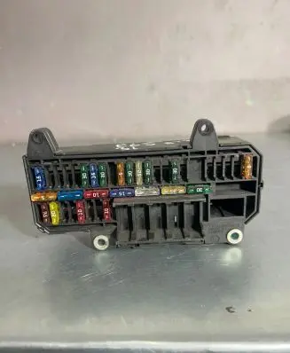 BMW 7 E65 E66 Fuse module 6900583 10688710