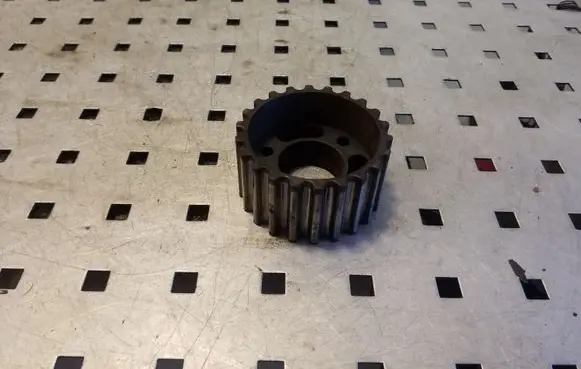 Audi A5 Sportback 8TA Fuel pump gear (pulley) 03L130111D