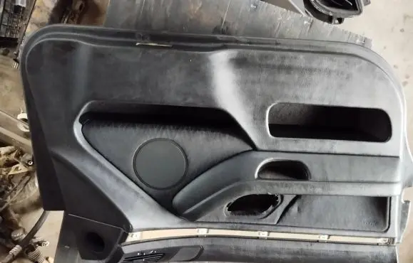 BMW 5 E39 Front door card panel trim