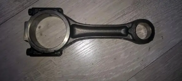 Volkswagen PASSAT B5.5 Connecting rod/conrod v400 h860
