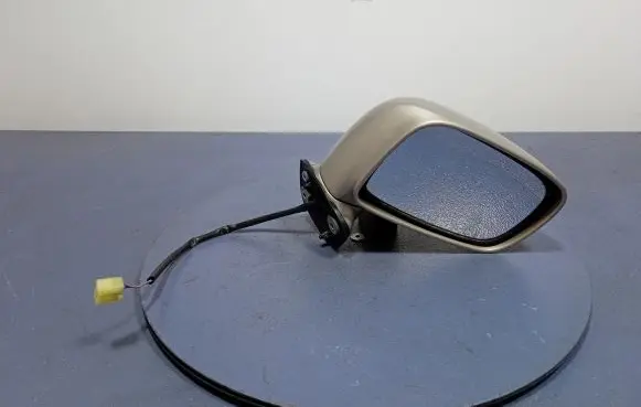Suzuki Liana Front door electric wing mirror