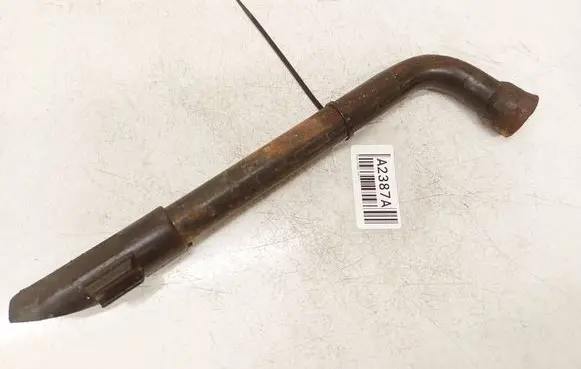 Nissan Serena Wheel nut wrench