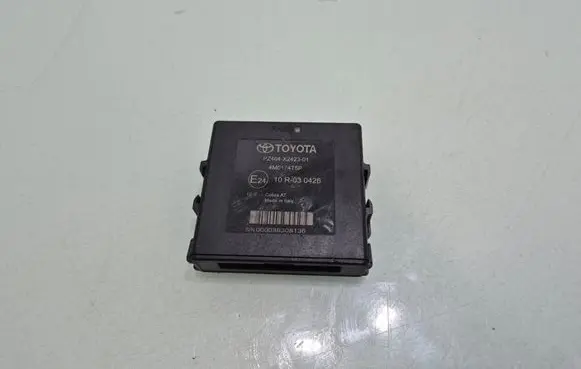 Toyota RAV 4 (XA40) Other control units/modules PZ464X242301 4M0174T5P