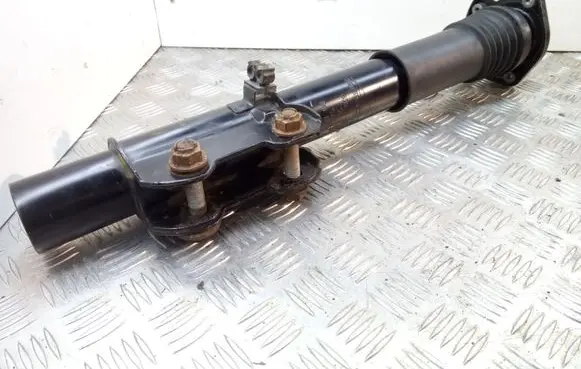 Mercedes-Benz Sprinter W906 Front shock absorber/damper 635220331