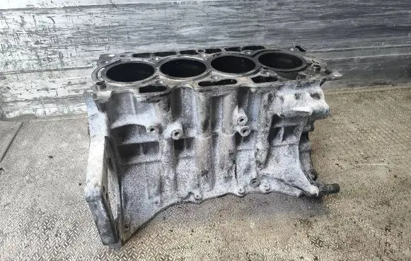 Opel Combo E Engine block DMSNH 2526B 161275